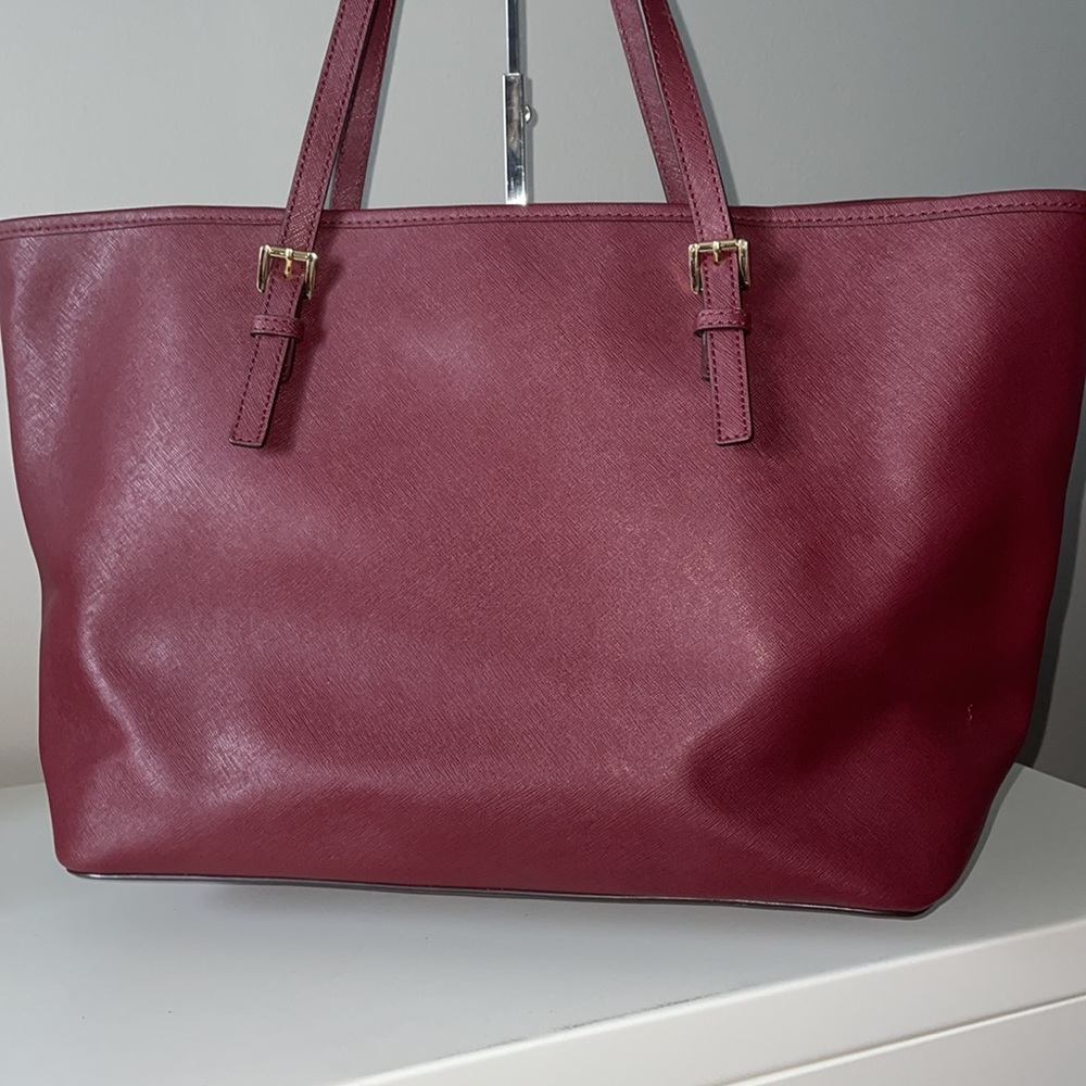 Michael Kors Jet Set Travel Bag/Tote Purse Burgundy - Picture 3 of 14